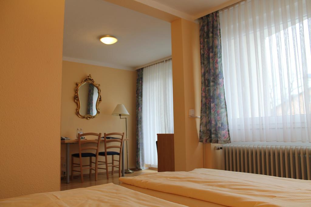 Hotel Brigitte Bad Krozingen Δωμάτιο φωτογραφία